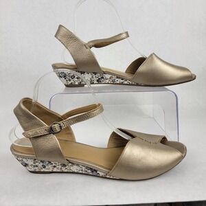 Hotter Comfort Concept Hallie Gold Floral Wedge Sandal Womens 11 Summer Metallic